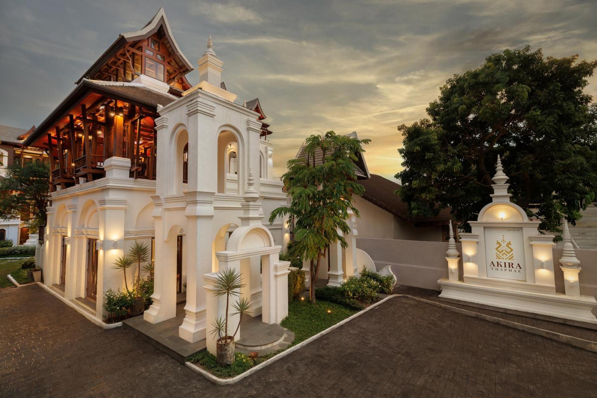 Akira Thaphae Hotel Chiang Mai Exterior foto